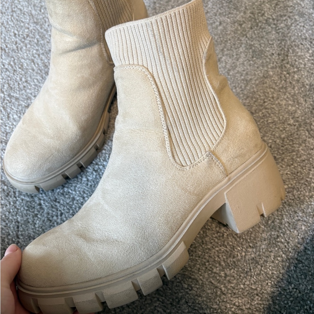 Sincerely Jules Tan Ankle Boots with Chunky Lug Sole